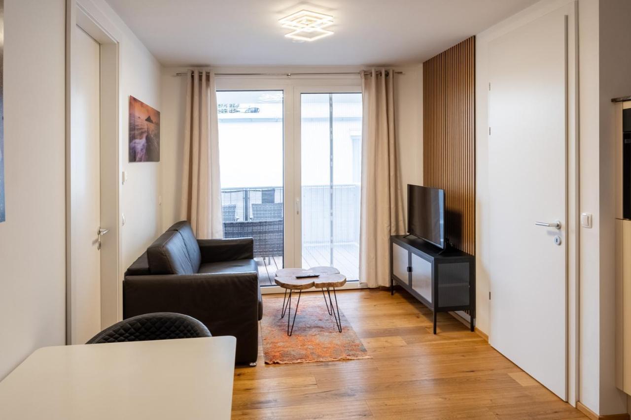 Modern Apartment W/ Cozy Balcony Near City Center Bécs Kültér fotó