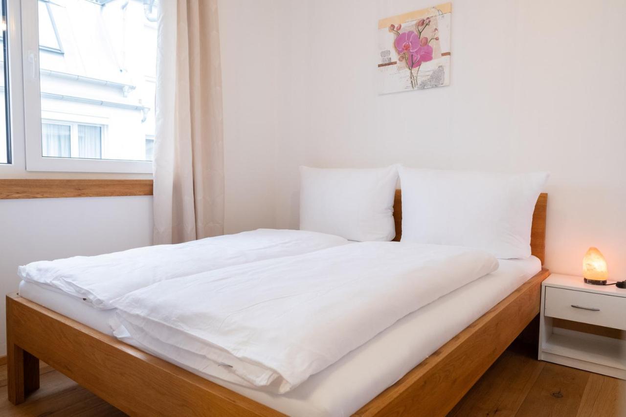 Modern Apartment W/ Cozy Balcony Near City Center Bécs Kültér fotó