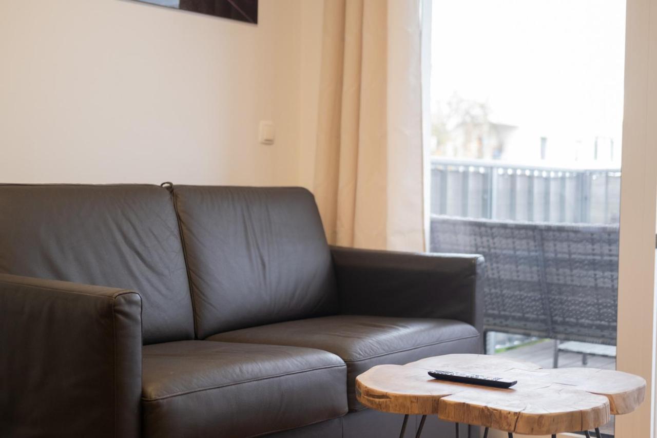 Modern Apartment W/ Cozy Balcony Near City Center Bécs Kültér fotó